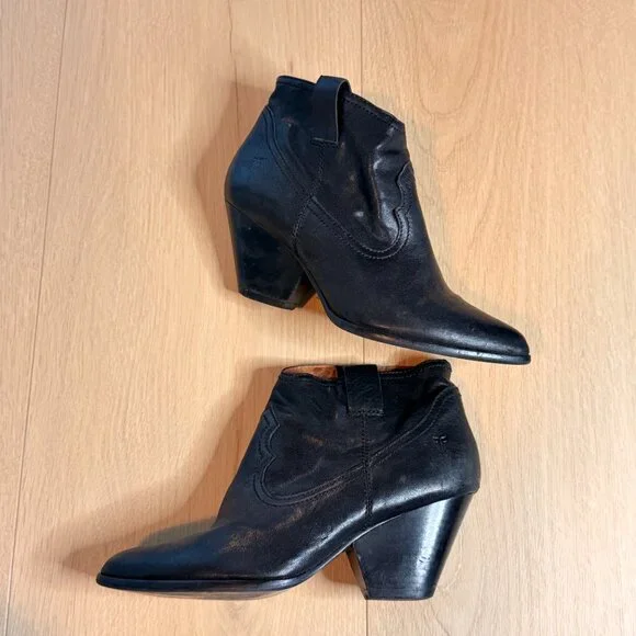 Frye Reina Western Black Leather Short Ankle Bootie Size 6 - Picture 4 of 6
